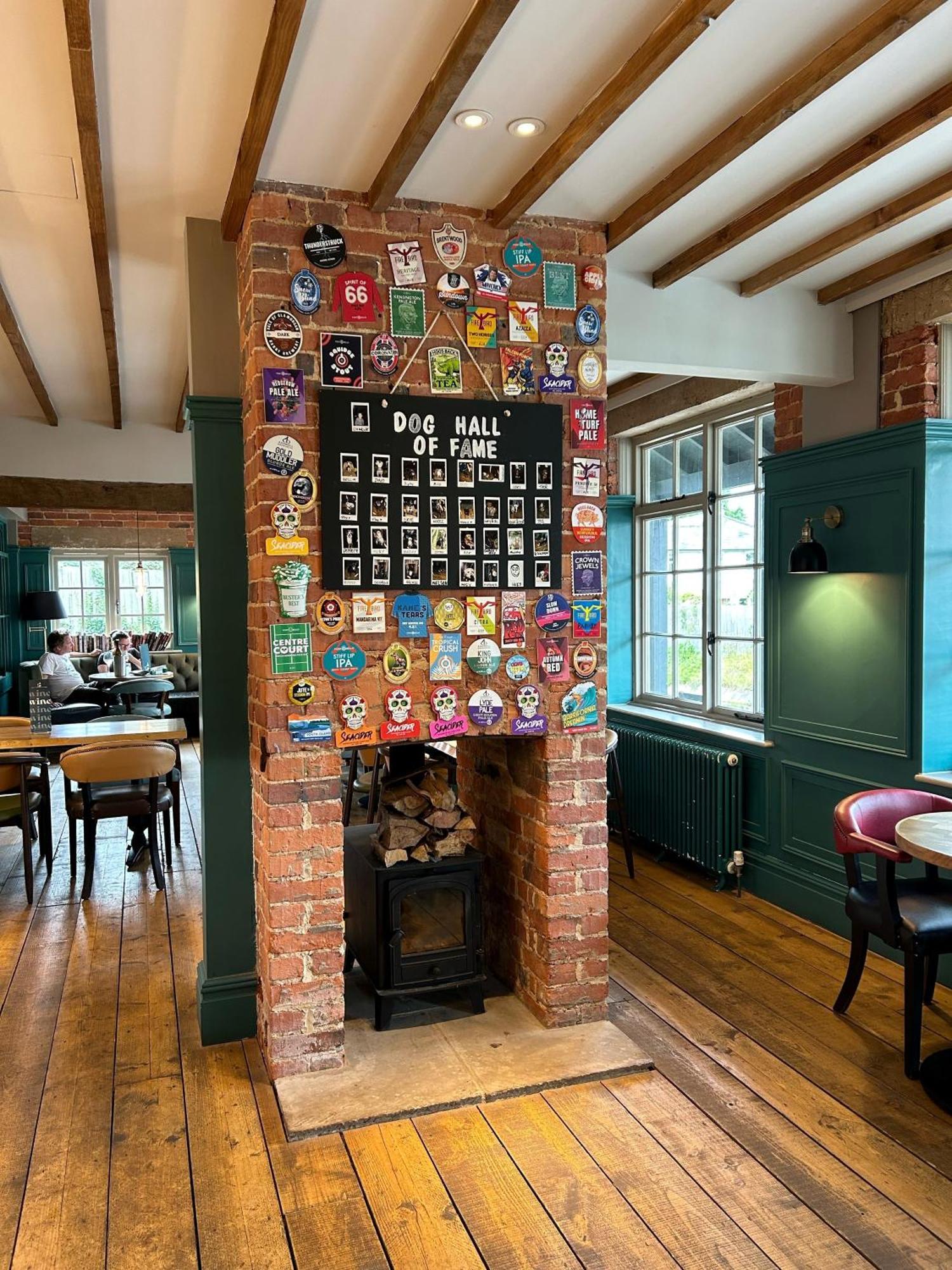 The Binsted Inn Alton  Εξωτερικό φωτογραφία